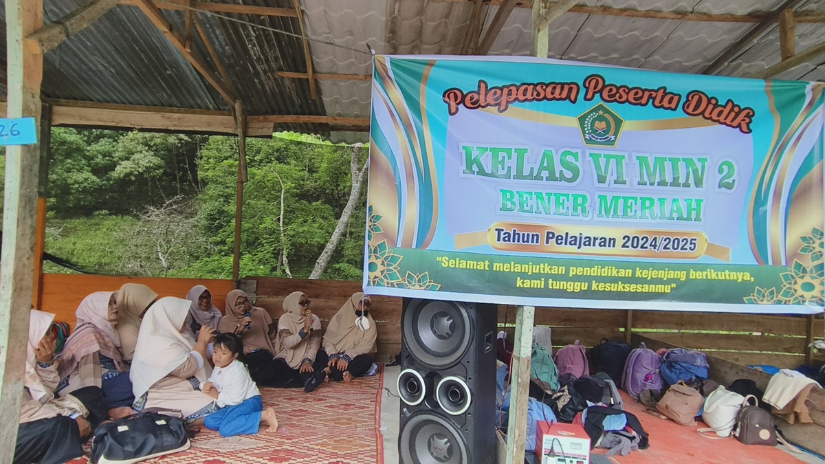 Graduation dan Study Tour MIN 2 Bener Meriah di Batu Lepes
