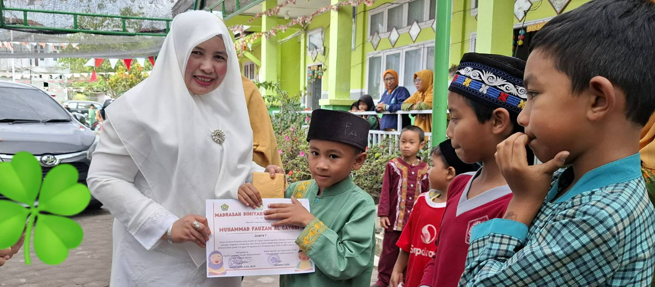 MIN 2 Bener Meriah Rayakan Hari Santri ke-11 dengan Galeri Keberagaman dan Apresiasi Santri Madin Baiturrahman MIN 2 Bener Meriah Rayakan Hari Santri ke-11 dengan Galeri Keberagaman dan Apresiasi Santri Madin Baiturrahman